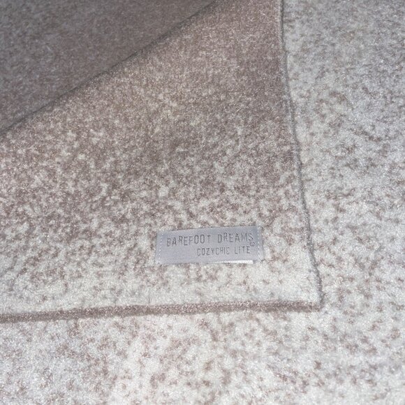 NWT Barefoot Dreams Confetti Scarf CozyChicLite Knit Cream-Taupe BDWCL20852 - Picture 4 of 8